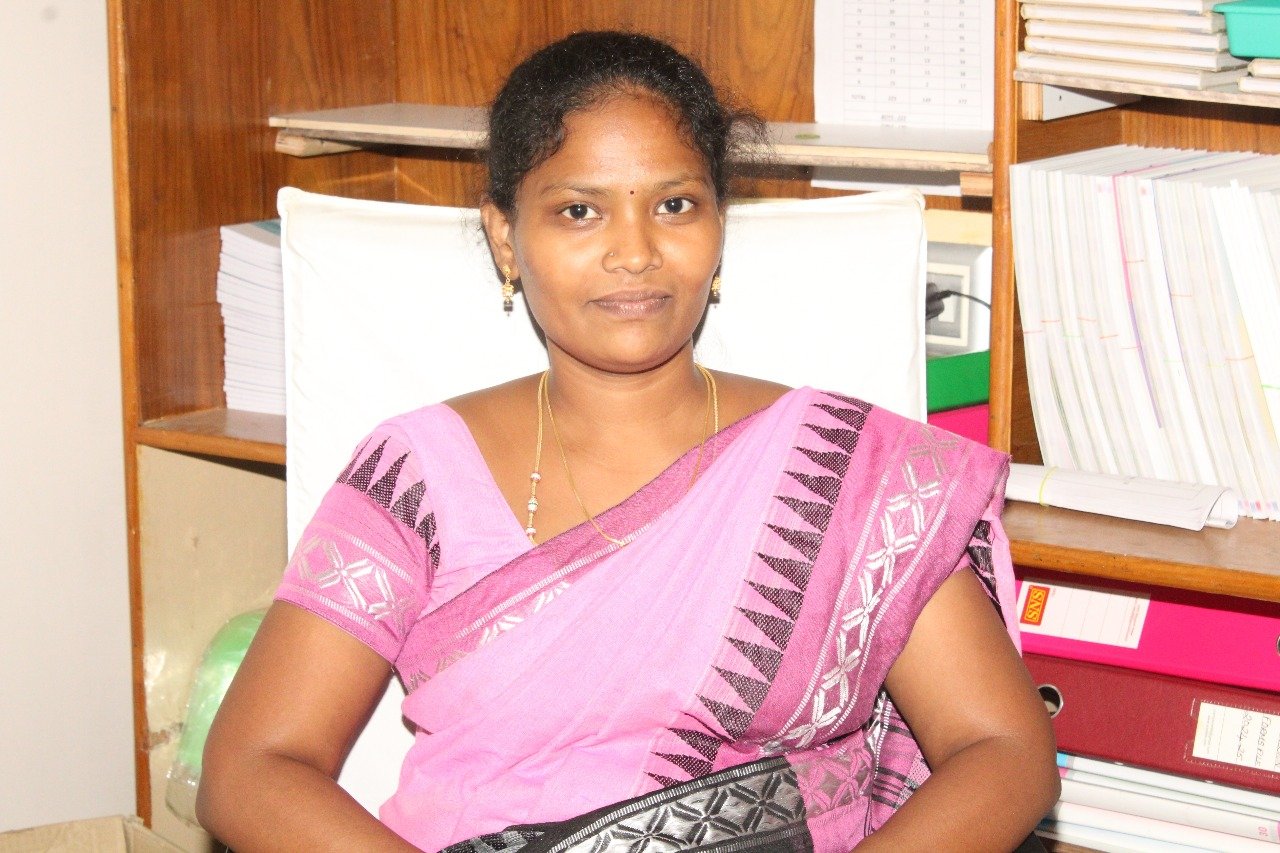 A. Akilandeshwari